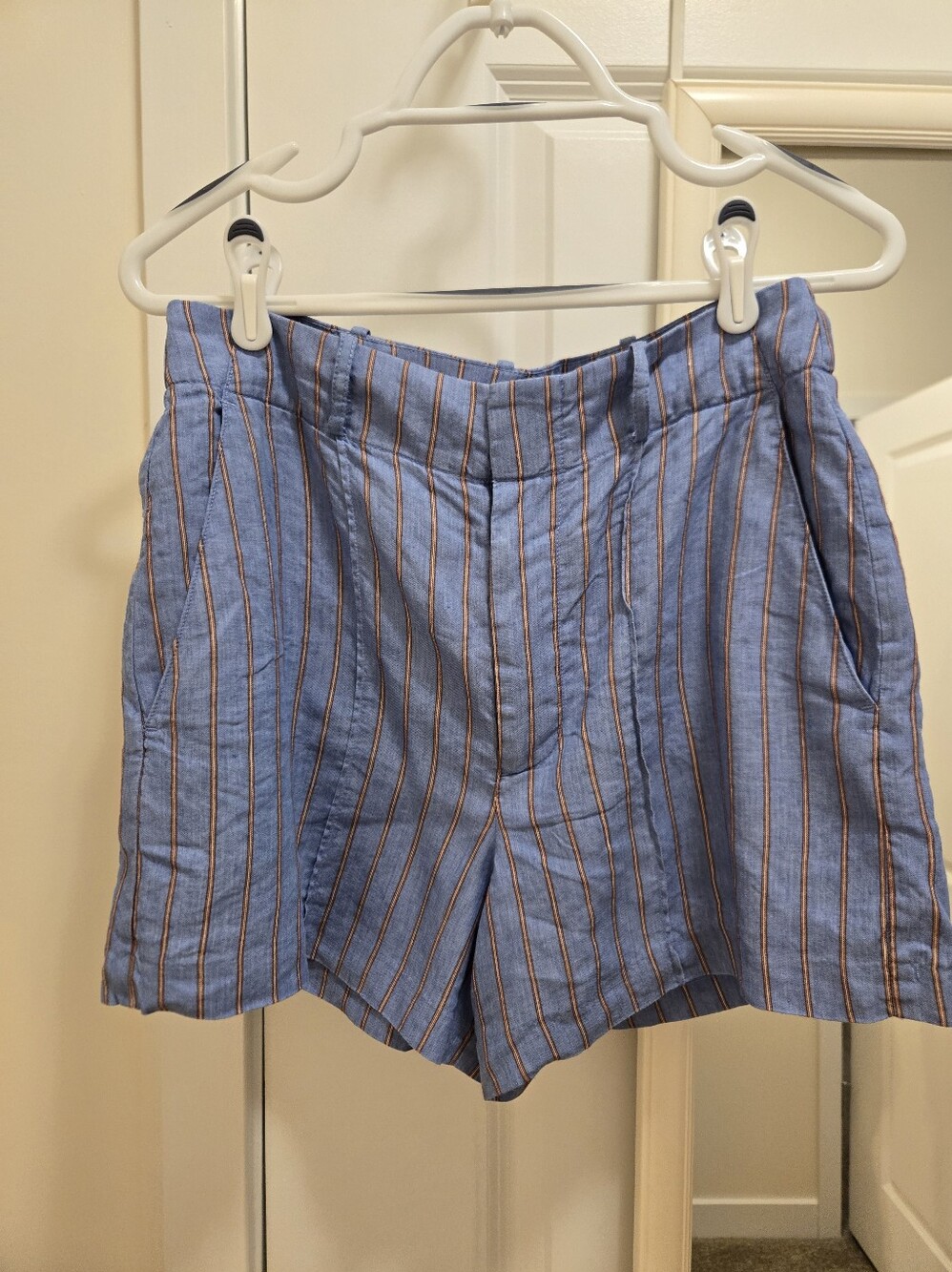 Madewell, Soft Blue Pinstripe Linen Shorts, Size 6